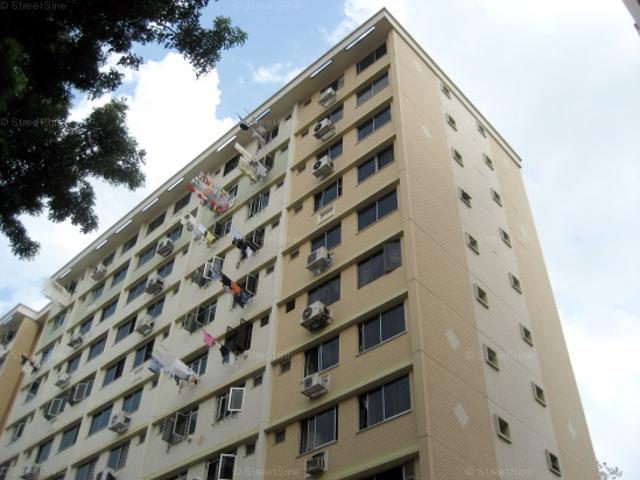 HDB House for sale in Pasir Ris