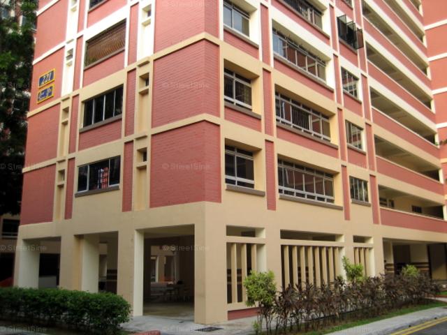 HDB House for sale in Pasir Ris