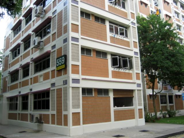 HDB House for sale in Pasir Ris