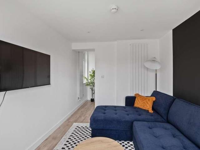 Room for rent in Ford, Plymouth