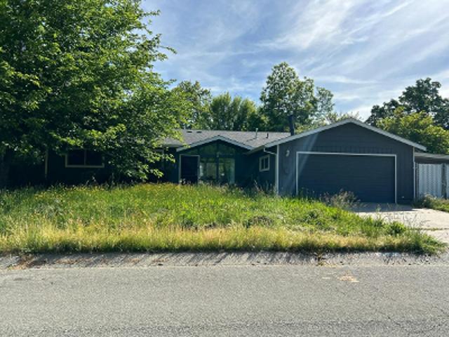 House for sale in Westwood Manor, Redding