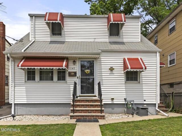 House for sale in Linden, New Jersey