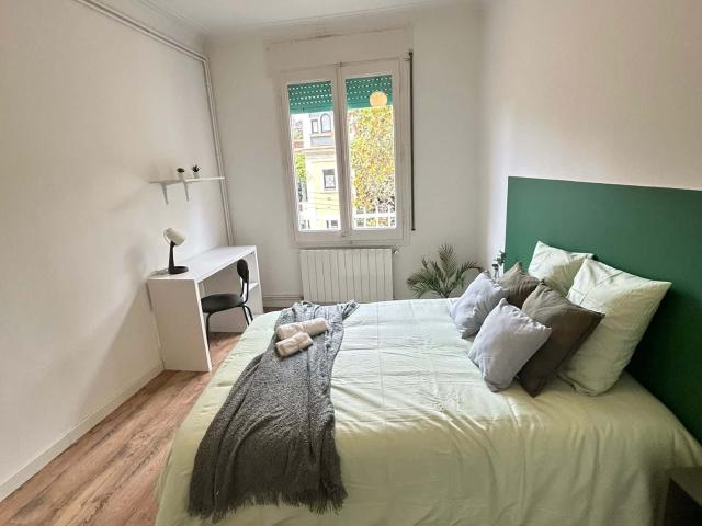 Habitación en alquiler en Sants-Montjuïc, Barcelonès