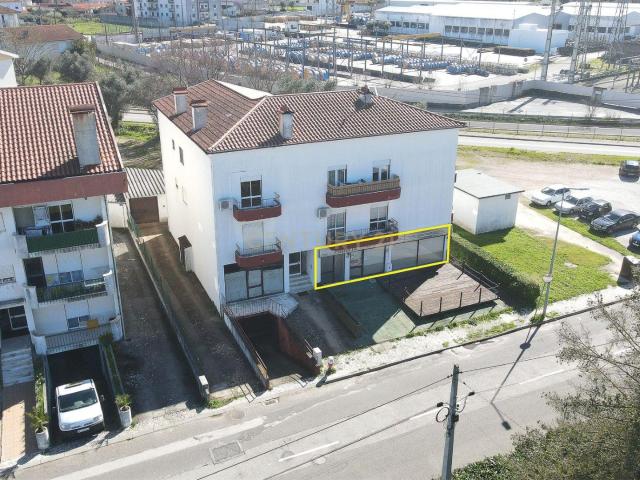 Loja venda em Cruz de Ferro, Lousã
