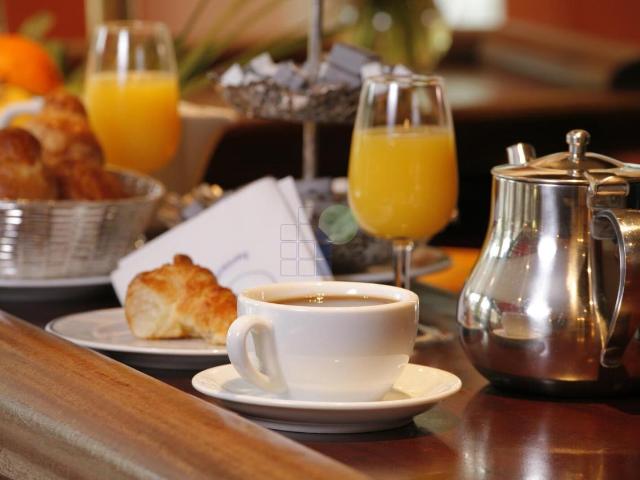 Locale Commerciale in vendita a Livorno