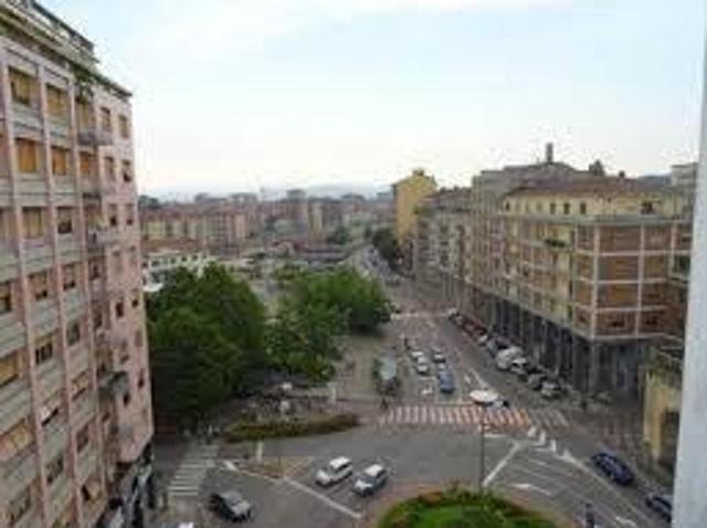 Locale Commerciale in vendita a Piemonte, Alessandria