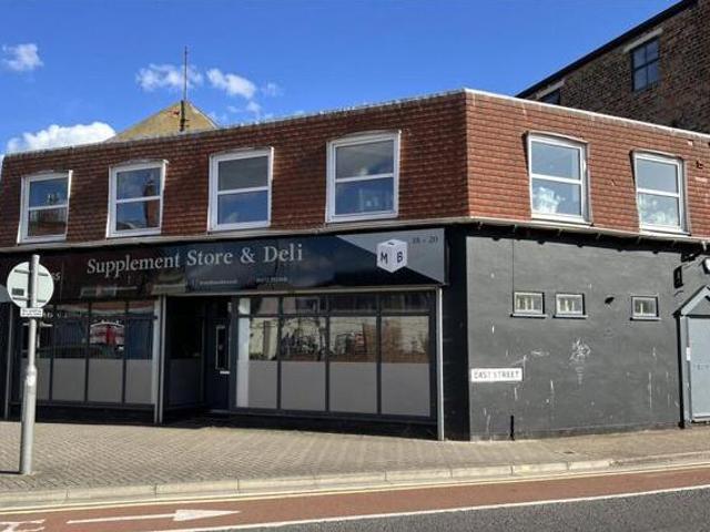 House for sale in Grimsby, North East Lincolnshire