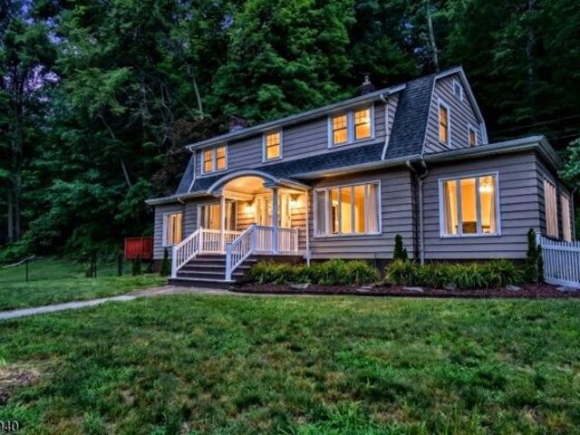 House for sale in Passaic, New Jersey