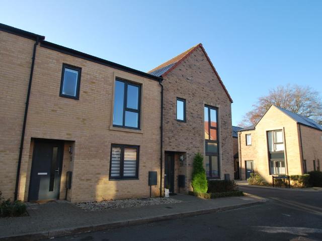 Apartment for rent in Fox Hill, Dulcote