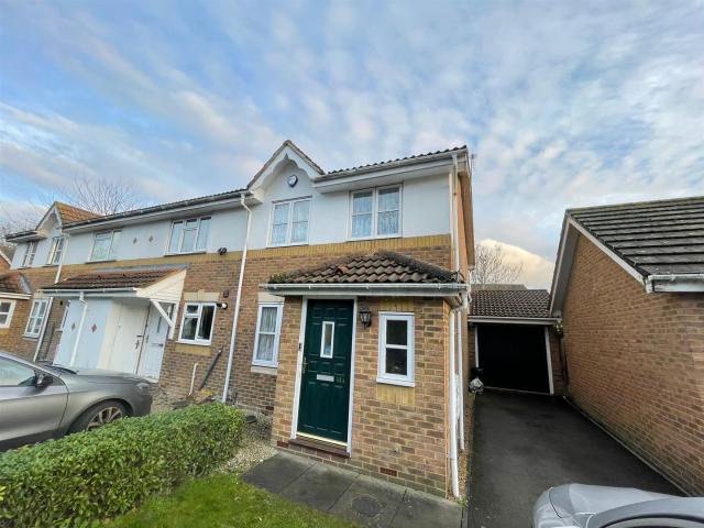House for rent in Hayes, Greater London