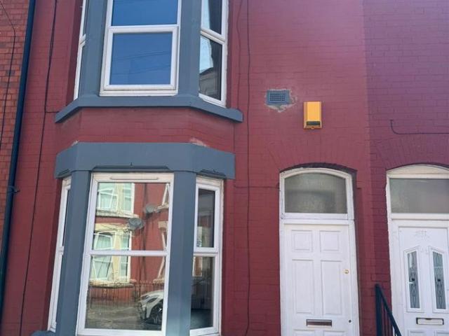 House for rent in Claughton, Birkenhead