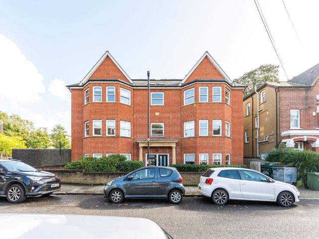 Apartment for rent in Streatham, Greater London