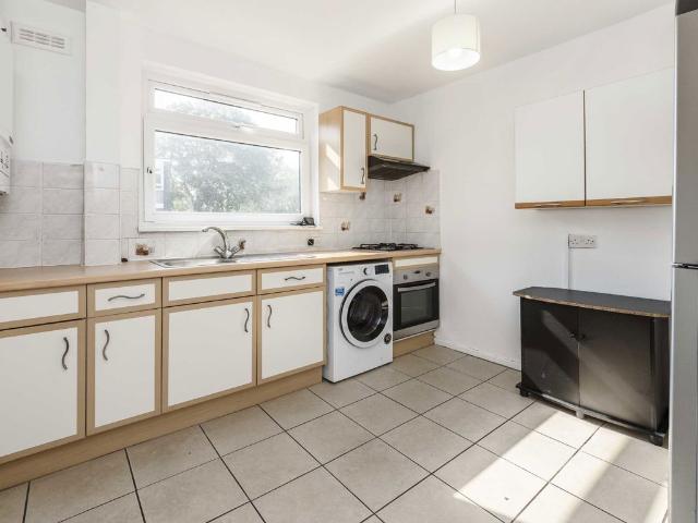 Apartment for rent in Streatham, Greater London