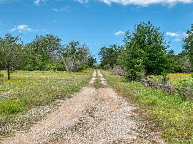 Land for sale in Smithville, Texas