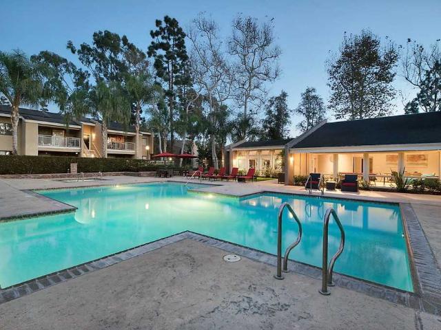 Apartment for rent in Long Beach, California