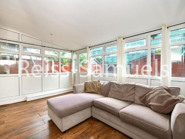 House for rent in Patmore Estate, Nine Elms