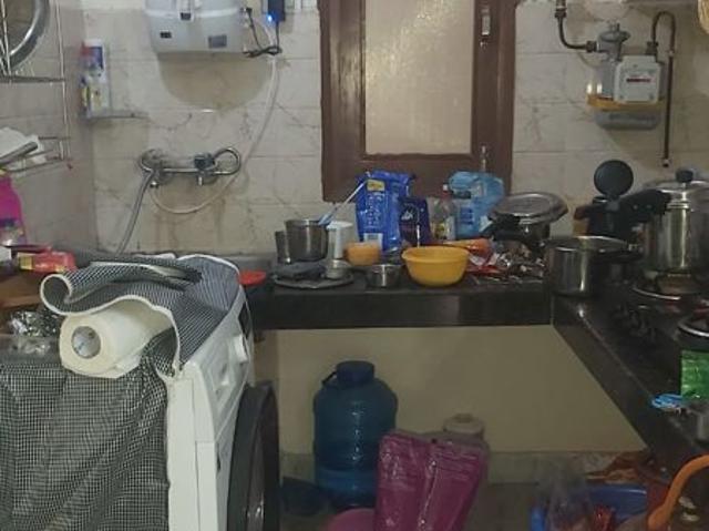 Property for rent in Deri