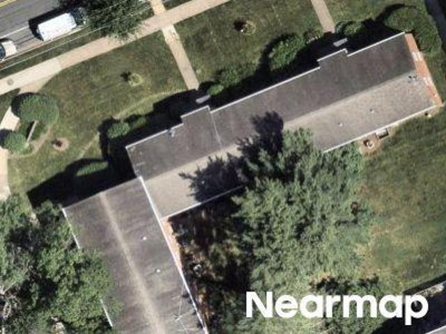 Condo for sale in Hollybrooke Apartments & Condominiums, Seven Corners