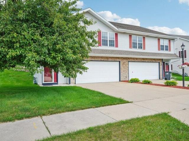 Condo for sale in Waukesha