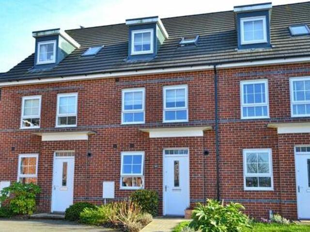 House for sale in Ettiley Heath, Sandbach