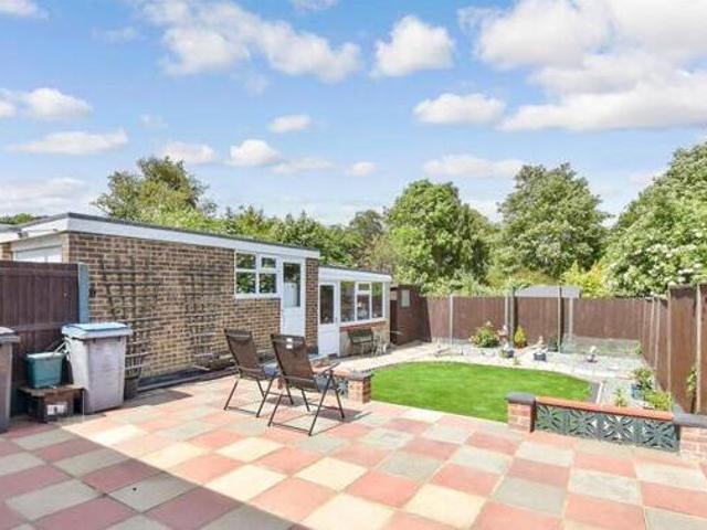 House for sale in Upper Deal, Ash