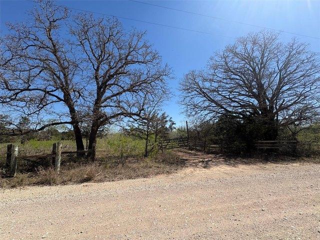 Farm for sale in Flatonia, Texas
