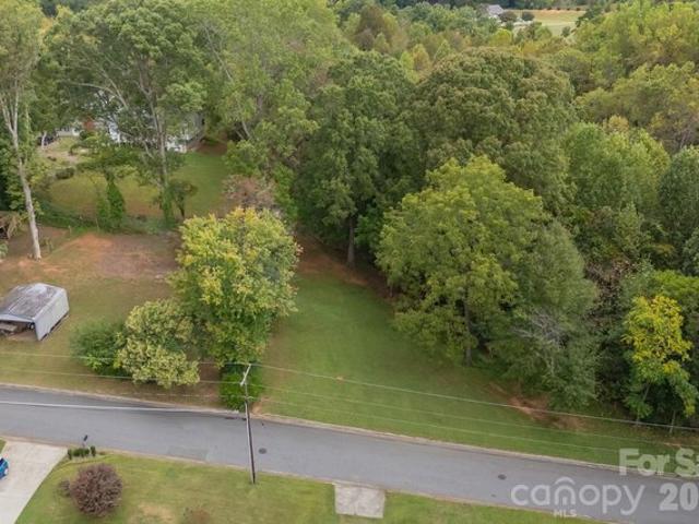 Land for sale in Troutman, North Carolina