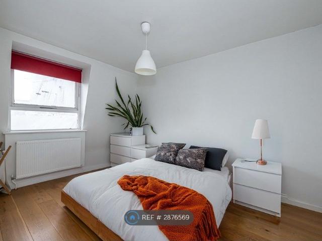 House for rent in The Borough, Greater London