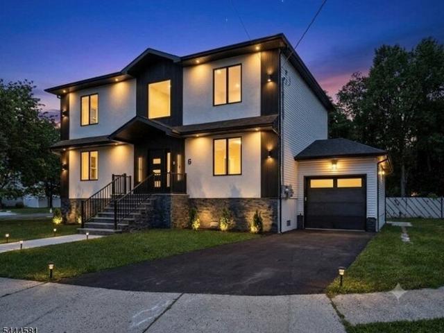 House for sale in Rochelle Park, New Jersey