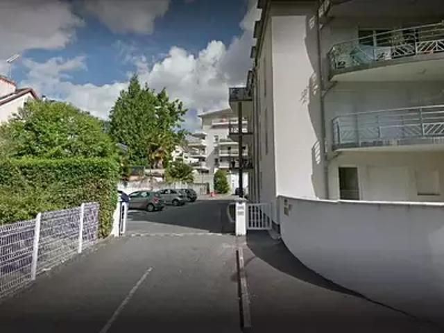Garage location à Pau