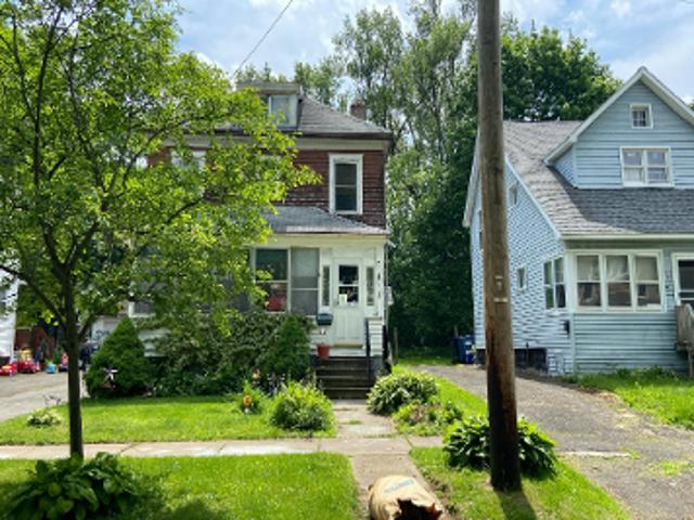 House for sale in Syracuse, New York