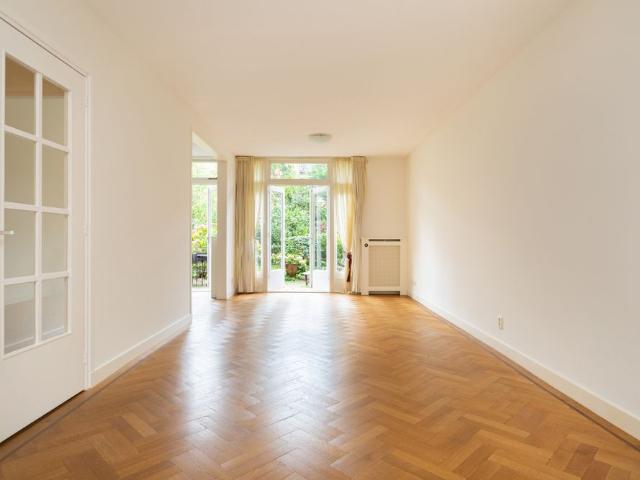 Appartement te huur in Benoordenhout, Zuid Holland