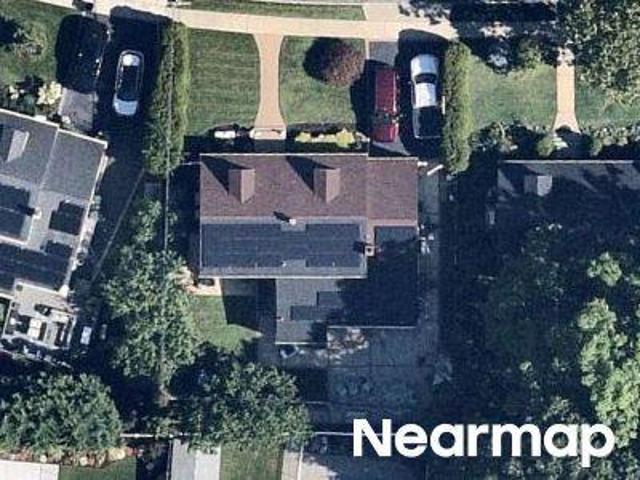 House for sale in Greyson Homes, West Hempstead