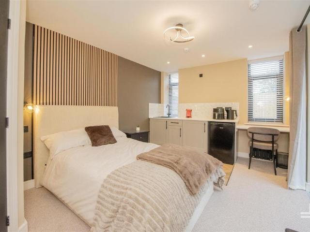 Apartment for rent in Bank Quay, Warrington