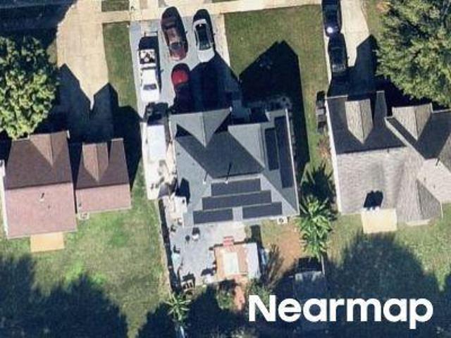 House for sale in Charlotte, Mecklenburg County
