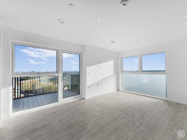 Apartment for rent in London Borough of Hounslow, Strand