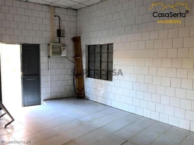 Armazém venda em Mó Pequena, Pedrógão Grande