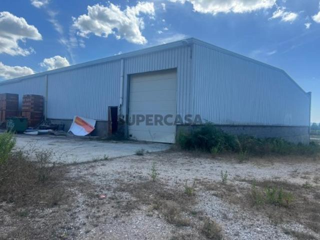 Armazém venda em Pedrógão Grande, Leiria