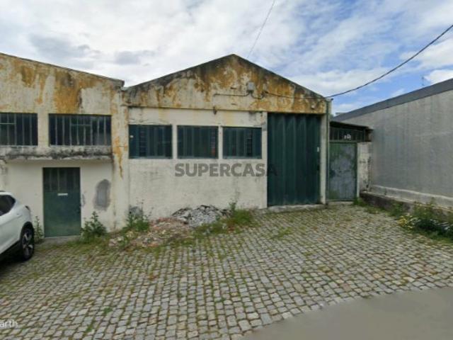 Armazém venda em Arcozelo, Vila Nova de Gaia