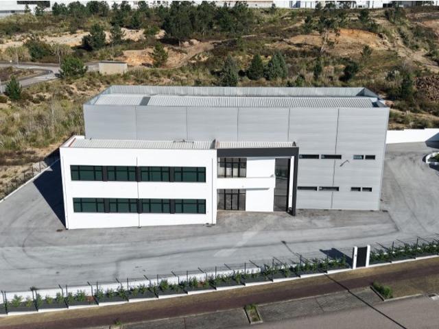 Armazém venda em Rio Maior, Santarém