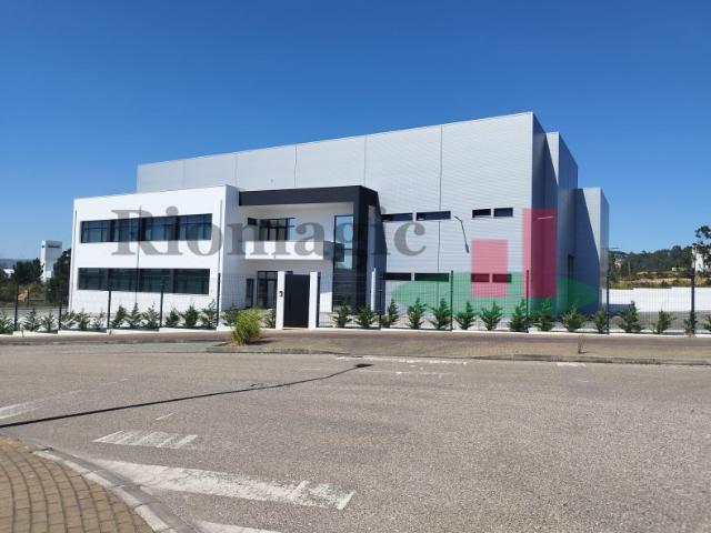 Armazém venda em Rio Maior, Santarém