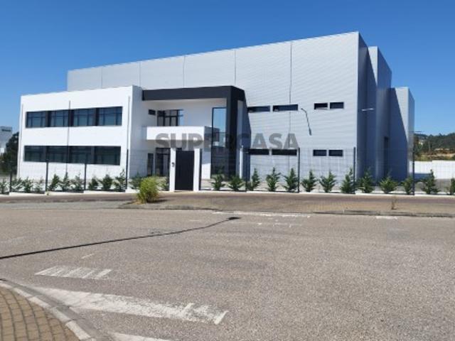 Armazém venda em Rio Maior, Santarém