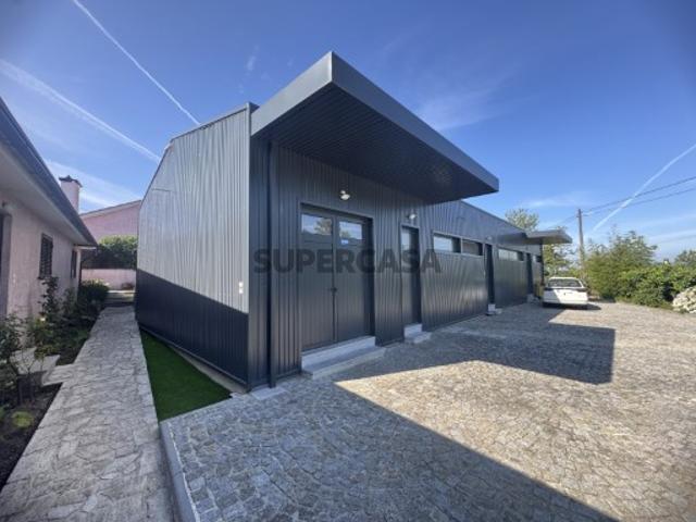 Armazém venda em Cambra, Viseu