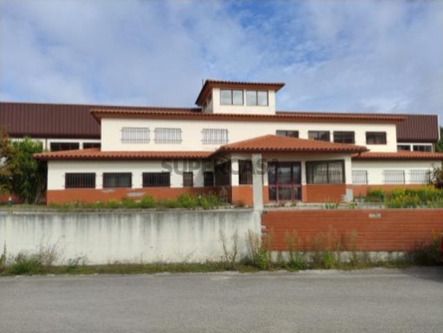 Armazém venda em Leiria