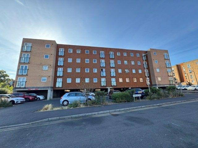 Apartment for rent in Bede Island, Old Wharf