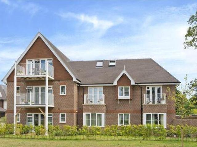 House for rent in Blackhills, Surrey