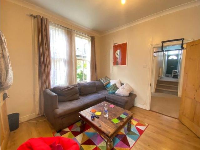 Apartment for rent in Shepherd's Bush, Greater London