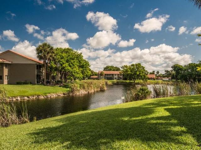 Apartment for rent in Deerfield Beach, Florida