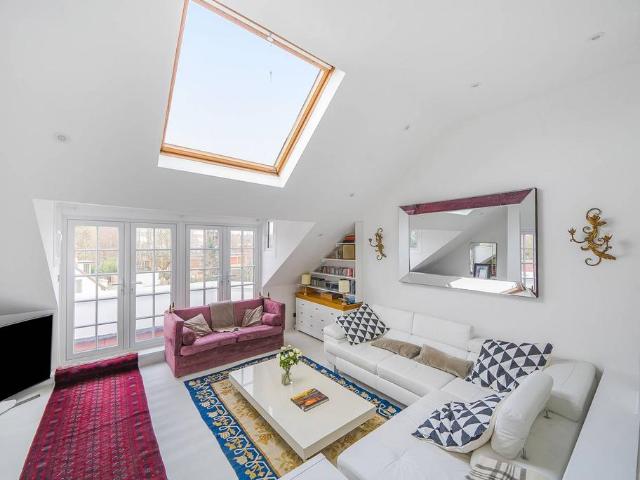 Apartment for rent in London Borough of Camden, Greater London