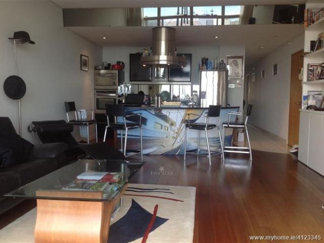 Apartment to rent in Dun Laoghaire, North Tipperary